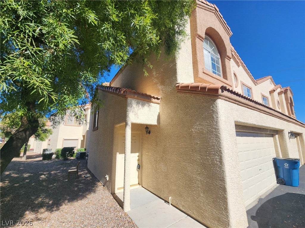 8301 Boseck Drive 237