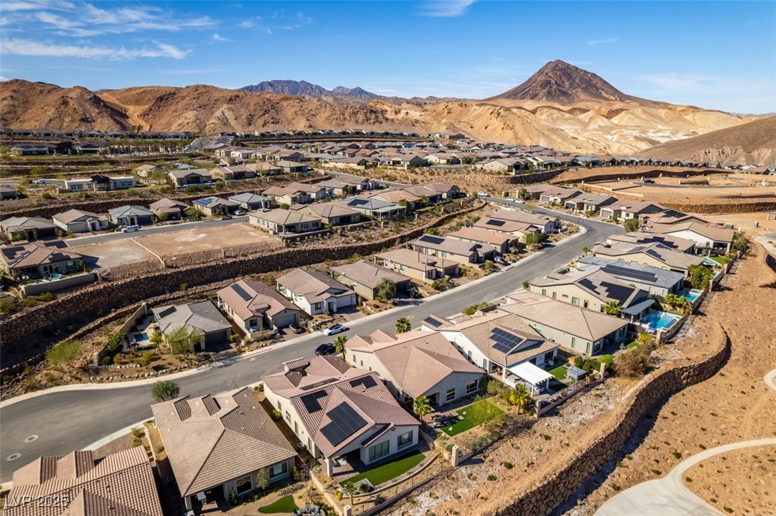 Henderson, Nevada 89011, United States, 3 Bedrooms Bedrooms, ,3 BathroomsBathrooms,Residential,Active,77715