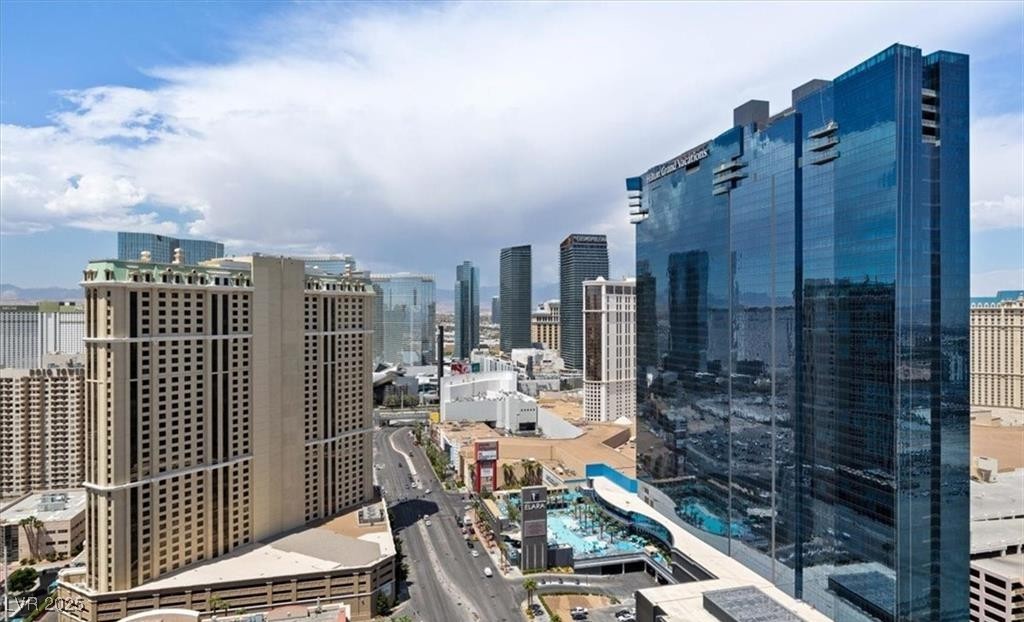 125 E Harmon Avenue 2921&2919