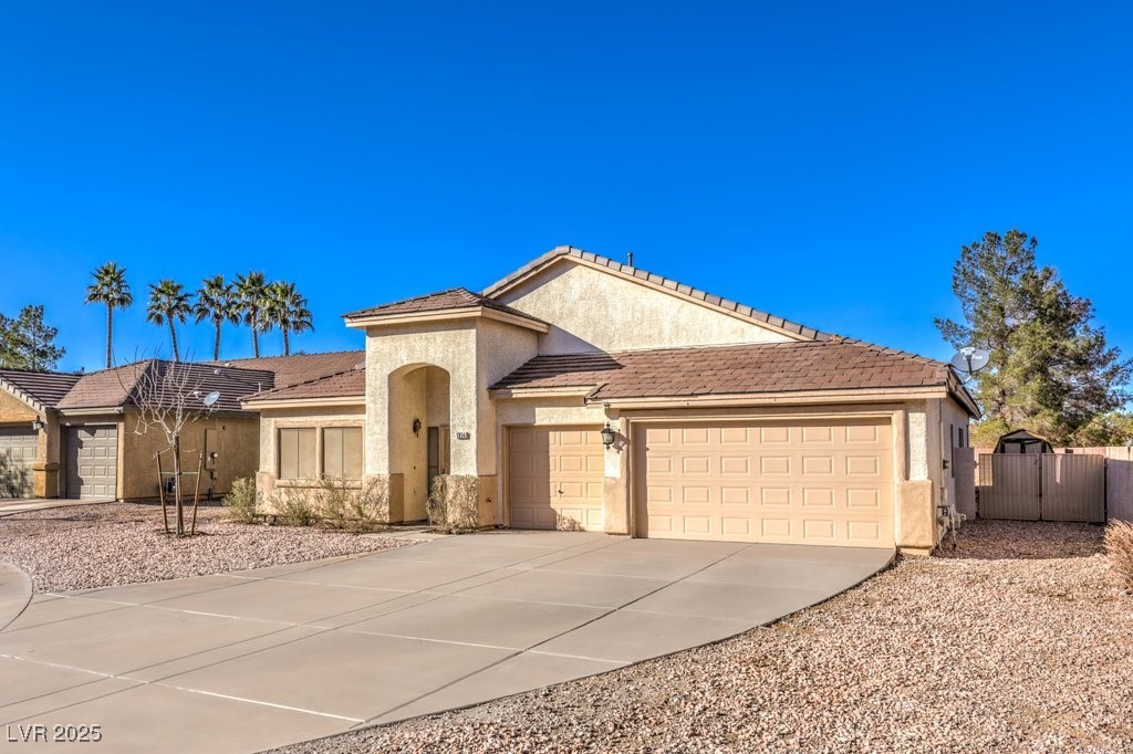 1056 Flatfoot Avenue, Henderson, Nevada image 3