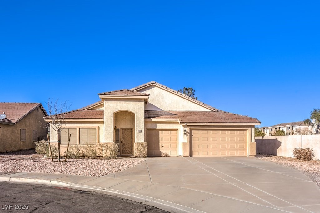 1056 Flatfoot Avenue, Henderson, Nevada image 1