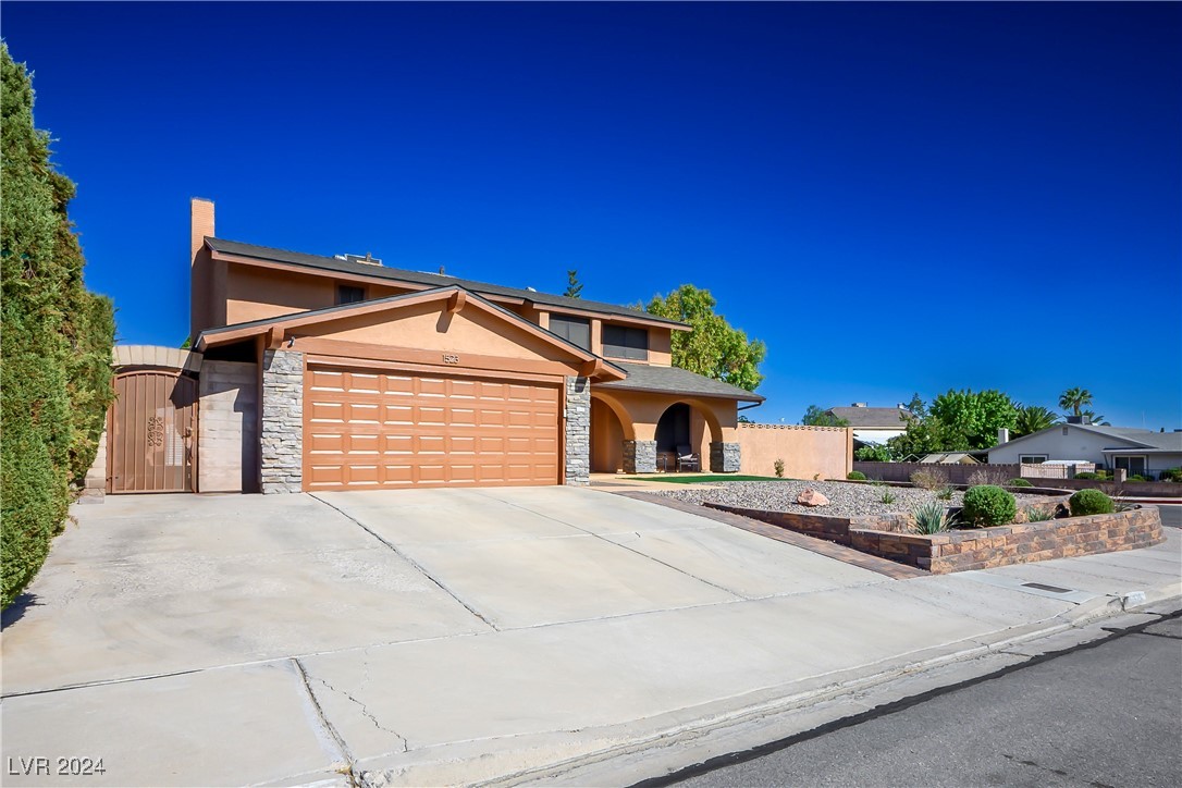 1523 Sandra Drive, Boulder City, Nevada image 2