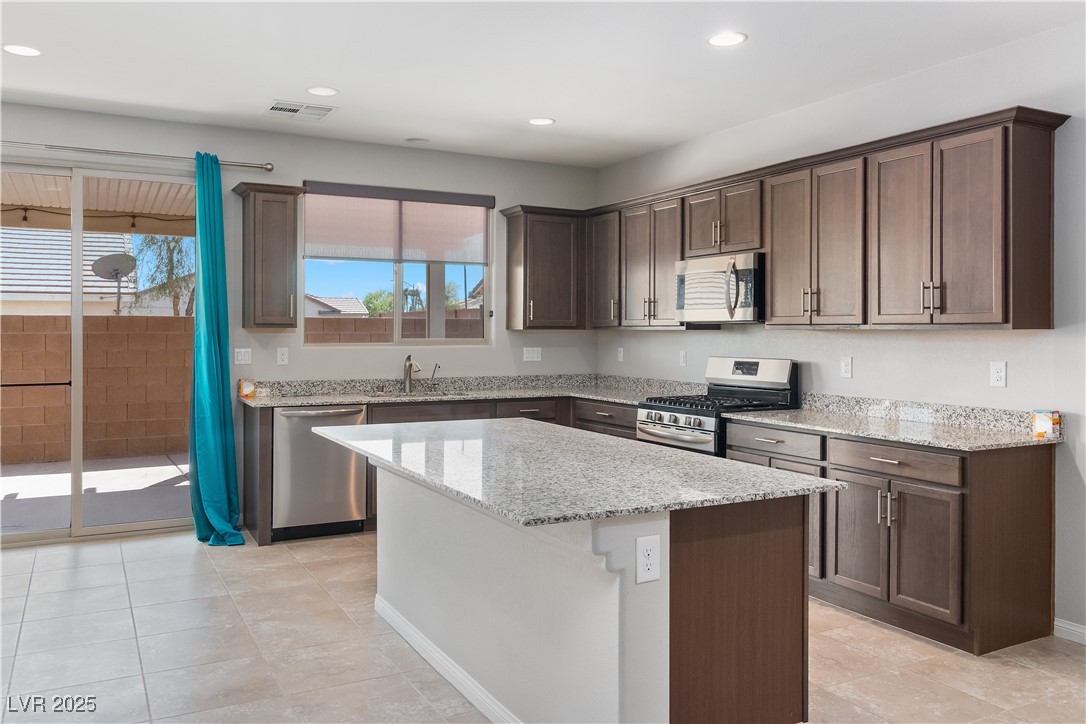 2091 Hunt Woods Court, Laughlin, Nevada image 9