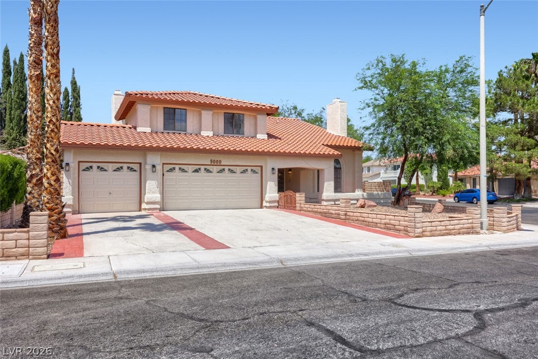 9000 Feather River Court