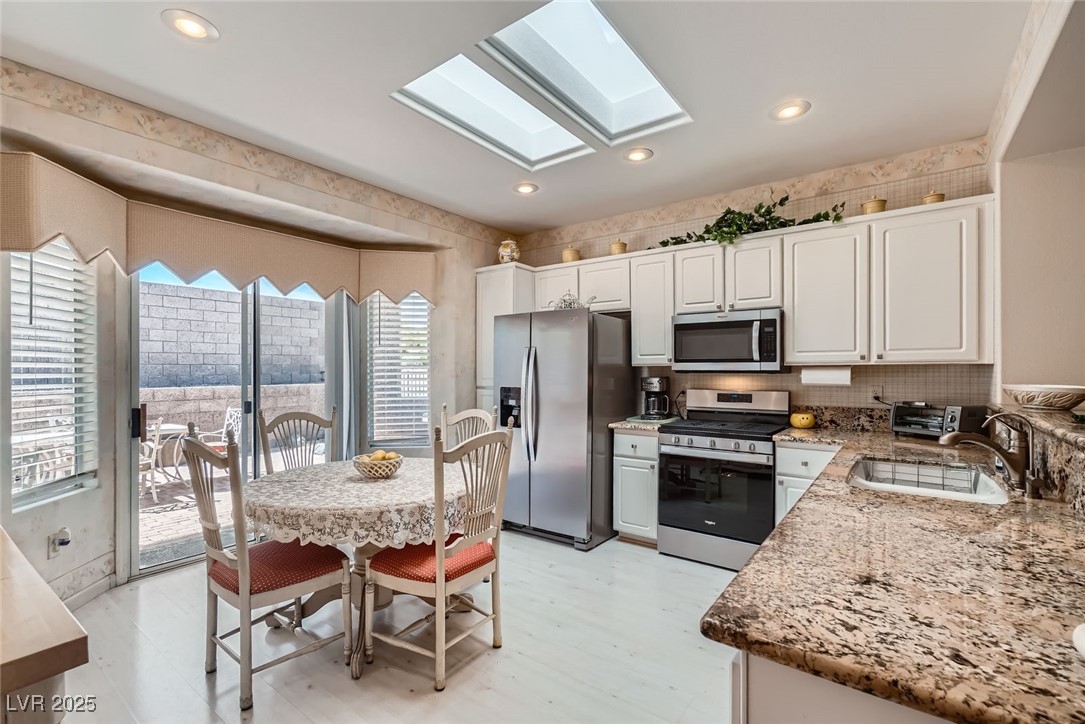 2509 Libretto Avenue, Henderson, Nevada image 8
