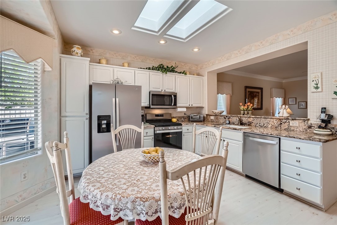 2509 Libretto Avenue, Henderson, Nevada image 10