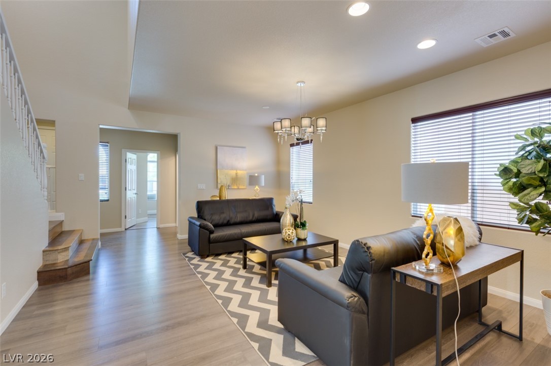 3305 Umbria Gardens Avenue