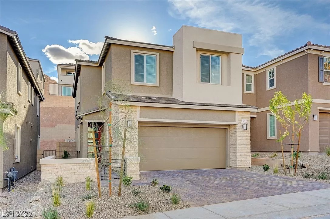 31 Castleton Tower Court