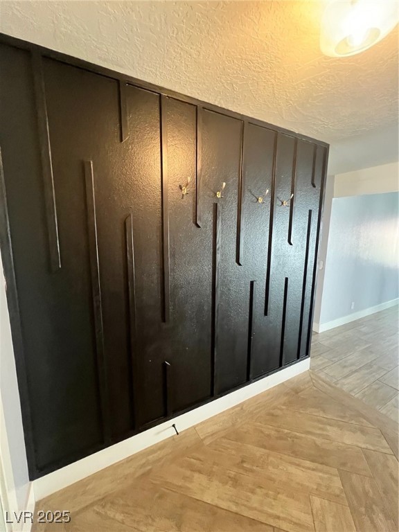 1121 Mariposa Way
