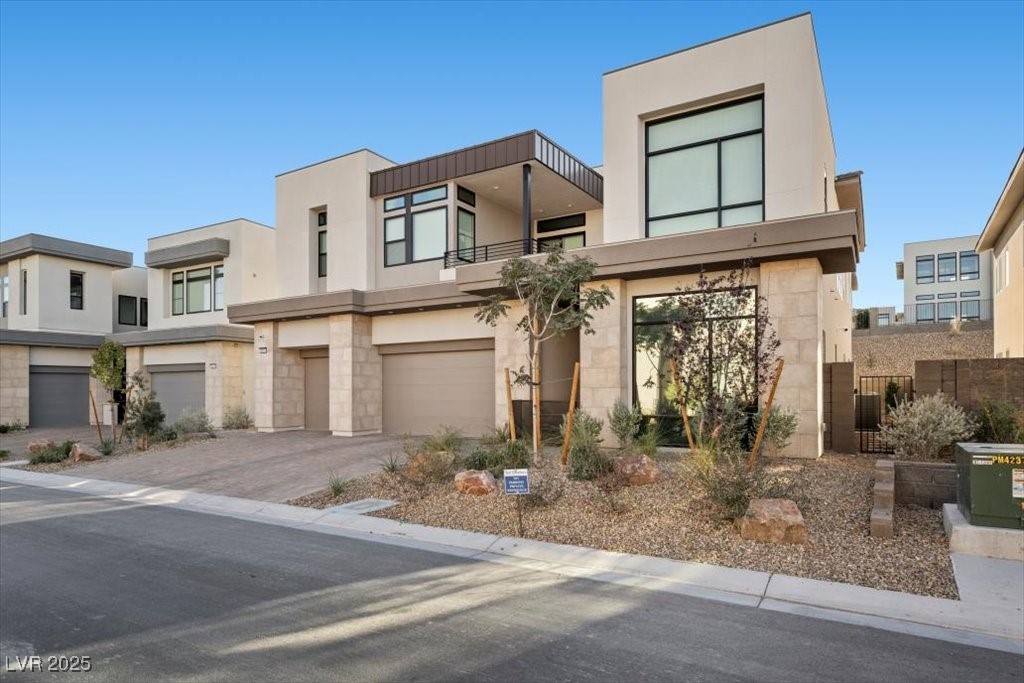 4829 Shady Ridge Drive