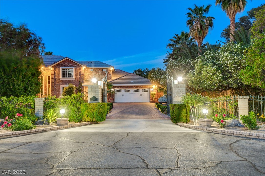 7001 Alamitos Circle