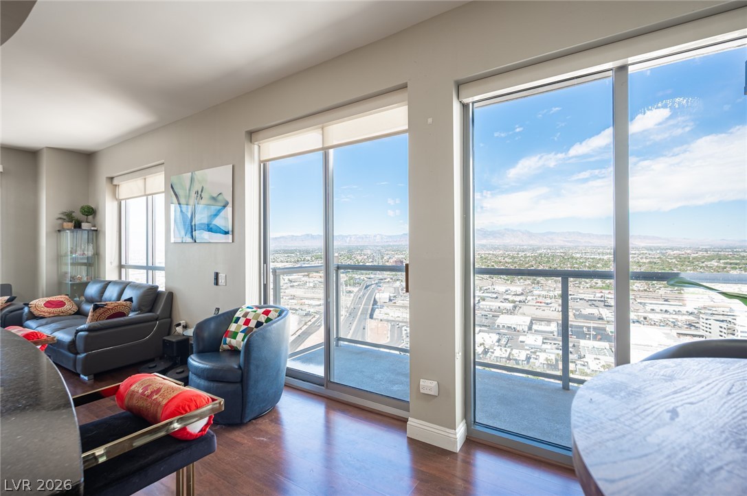 200 W Sahara Avenue 3401