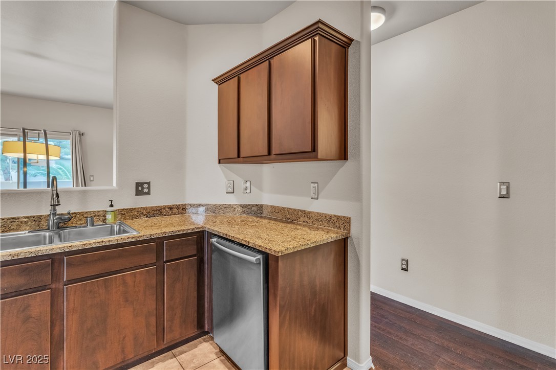 2050 W Warm Springs Road #1822, Henderson, Nevada image 5