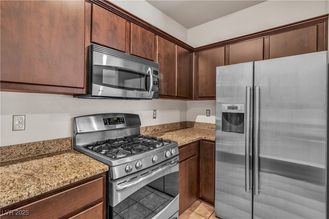 2050 W Warm Springs Road #1822, Henderson, Nevada image 4