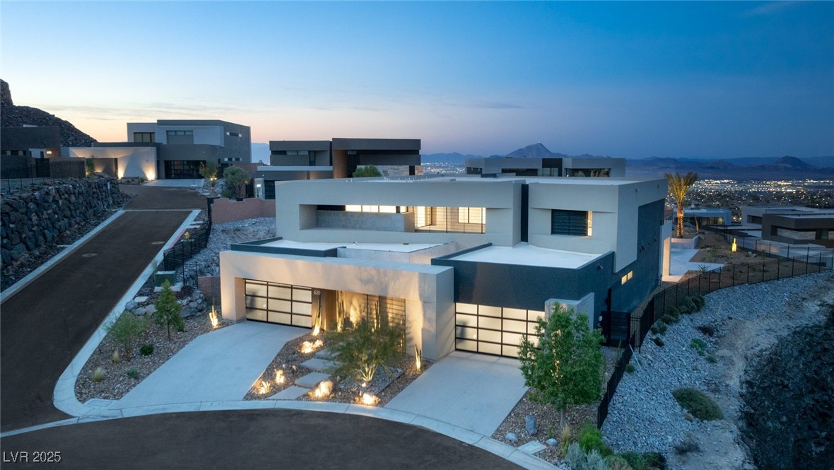 620 Dragon Mountain Court
