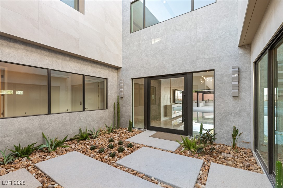 620 Dragon Mountain Court
