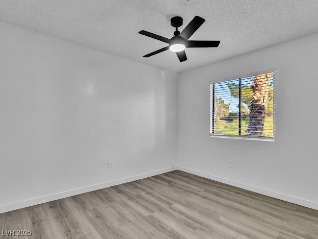 Las Vegas, Nevada 89128, United States, 2 Bedrooms Bedrooms, ,2 BathroomsBathrooms,Residential,Active,7476