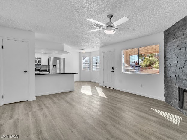 Las Vegas, Nevada 89128, United States, 2 Bedrooms Bedrooms, ,2 BathroomsBathrooms,Residential,Active,7476