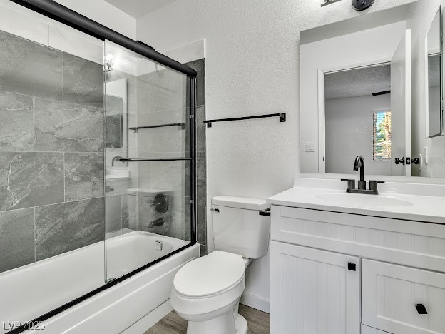 Las Vegas, Nevada 89128, United States, 2 Bedrooms Bedrooms, ,2 BathroomsBathrooms,Residential,Active,7476