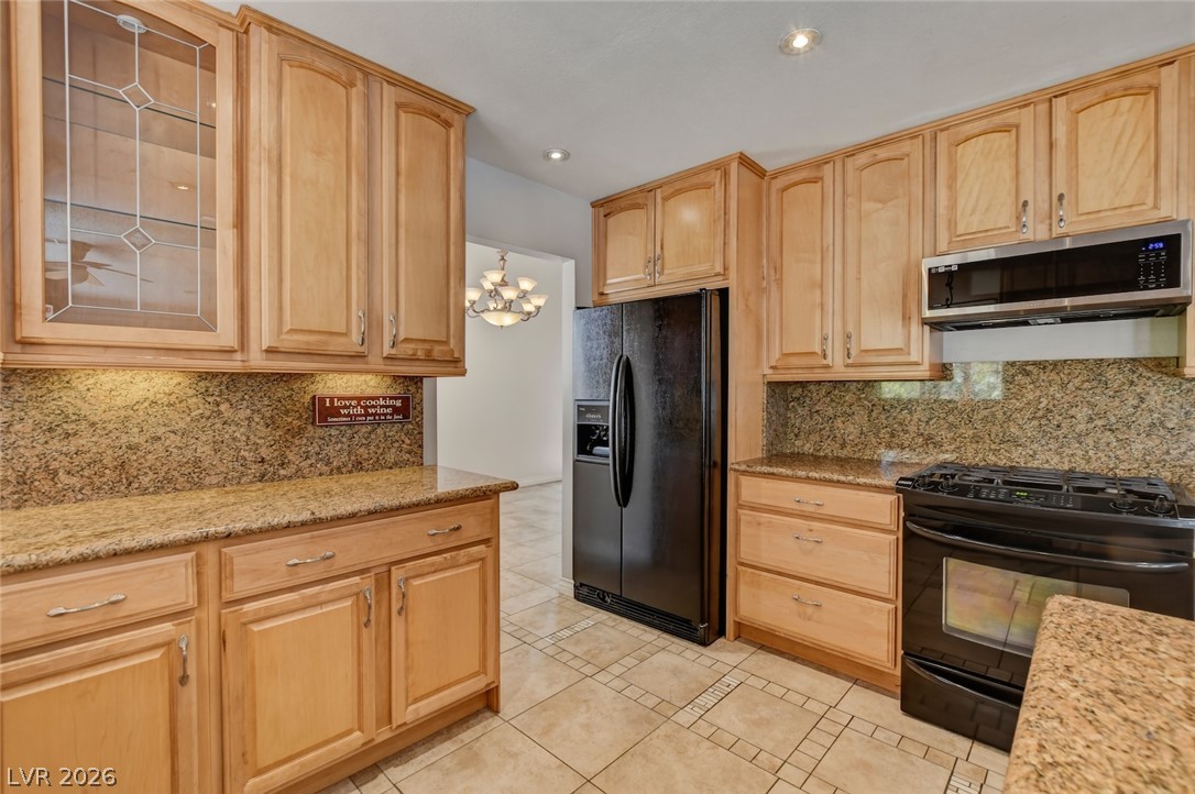 1827 Escondido Terrace
