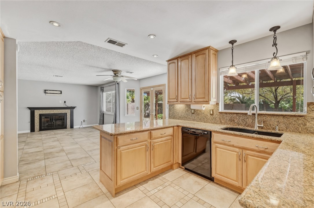 1827 Escondido Terrace