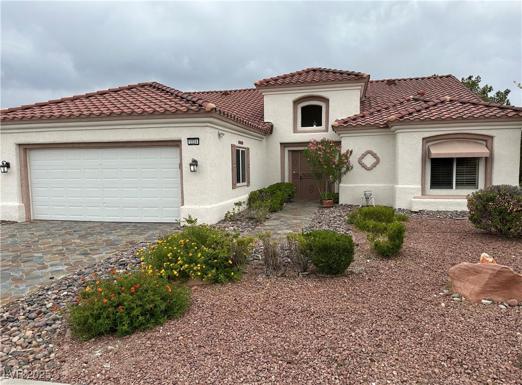 Properties 2 2524 Banora Point Drive