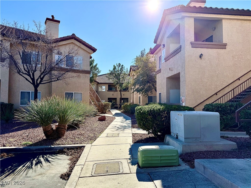 8501 W University Avenue 1101