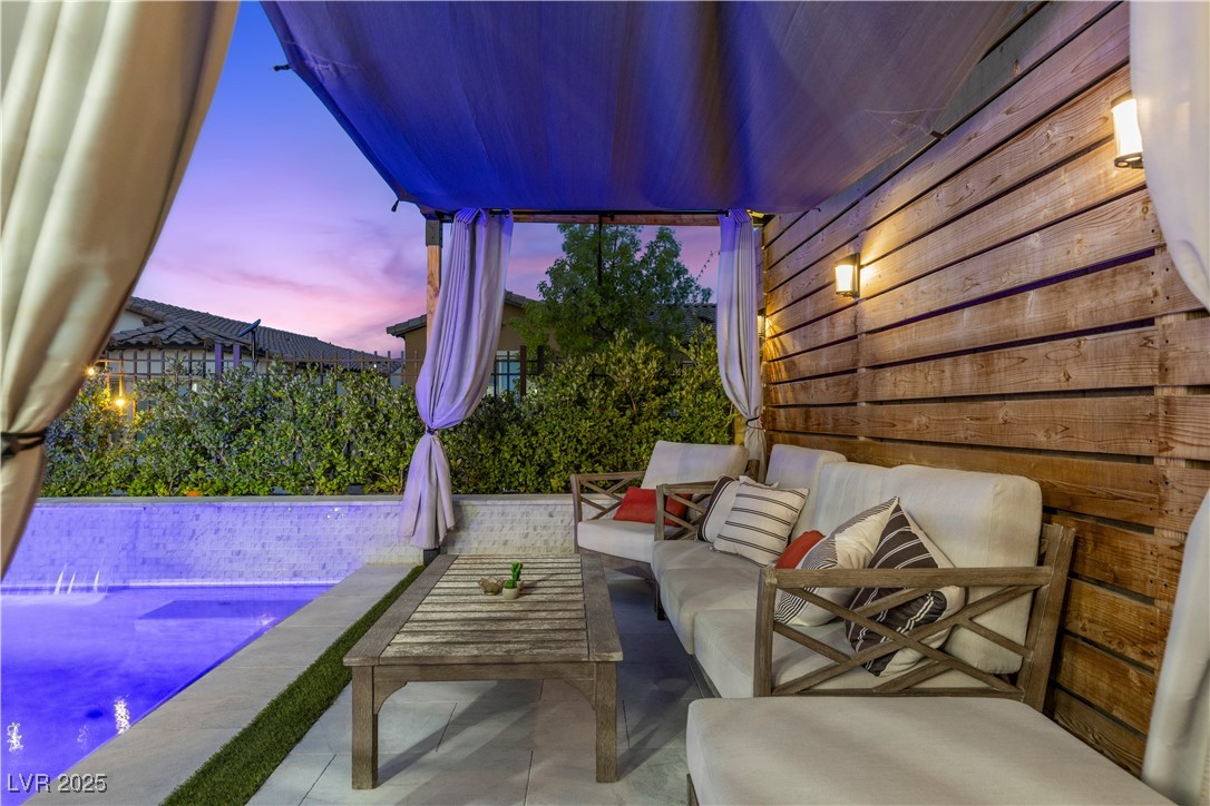 Properties 1 12233 Olivetta Court