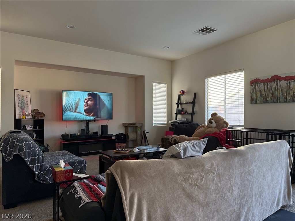 4004 Daydream Bend Street