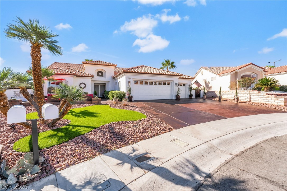 10001 Cresent Creek Drive