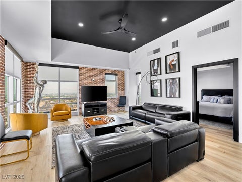 Tiny photo for 150 Las Vegas Boulevard #2304, Las Vegas, NV 89101 (MLS # 2709952)