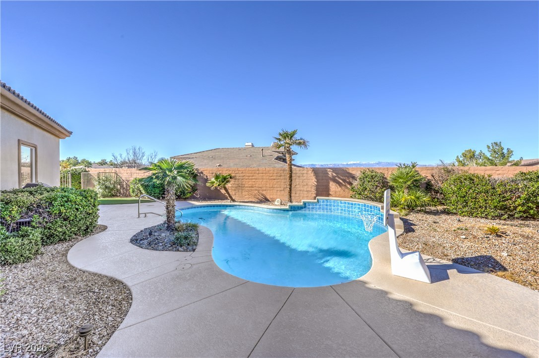 59 Desert Highlands Drive