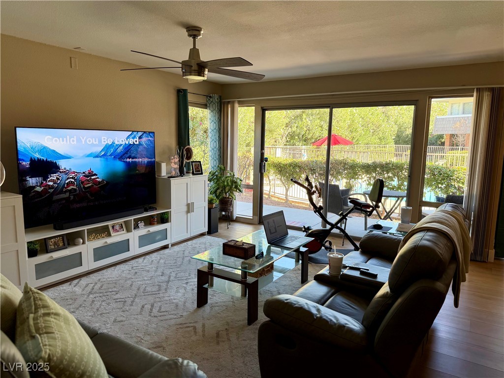 778 Oakmont Avenue 305