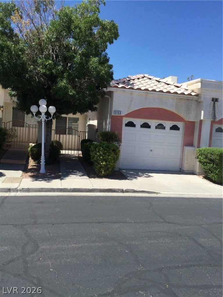 5169 Briar Meadow Way