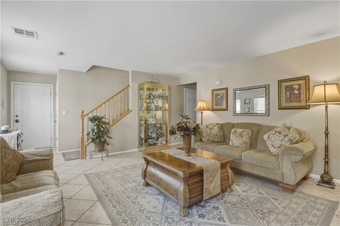 3512 Laguna Veneta Avenue