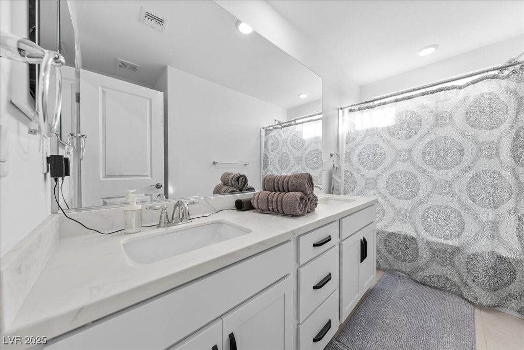 Las Vegas, Nevada 89141, United States, 4 Bedrooms Bedrooms, ,3 BathroomsBathrooms,Residential,Active,251456