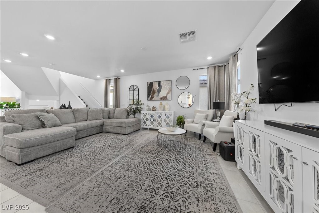 Las Vegas, Nevada 89141, United States, 4 Bedrooms Bedrooms, ,3 BathroomsBathrooms,Residential,Active,251456