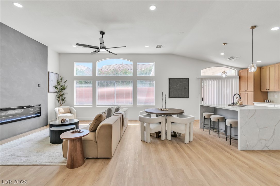 1143 Sierra Laurel Court
