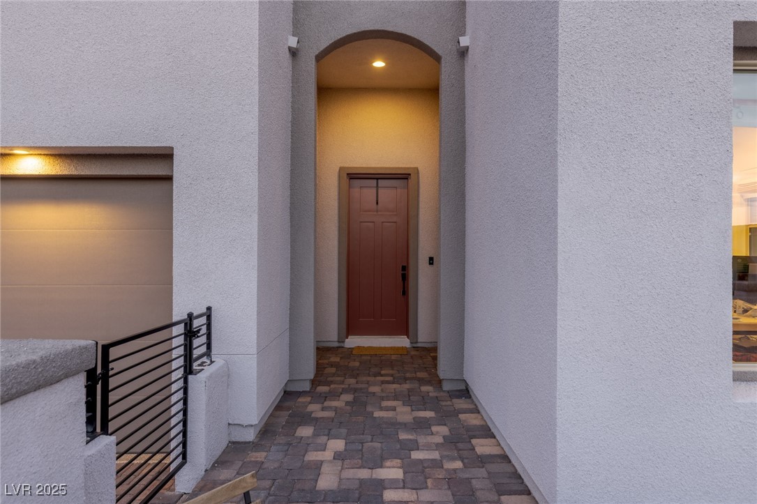 11730 Hatchling Avenue