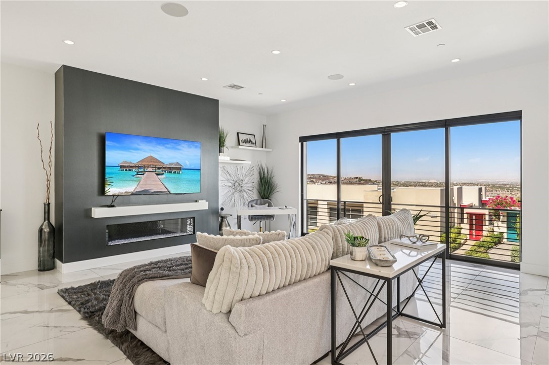 426 Tranquil Peak Court