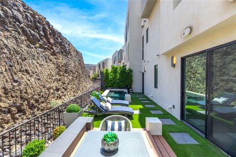 Tiny photo for 426 Tranquil Peak Court, Henderson, NV 89012 (MLS # 2773697)
