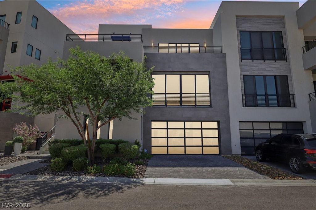 Photo of 426 Tranquil Peak Court, Henderson, NV 89012 (MLS # 2773697)