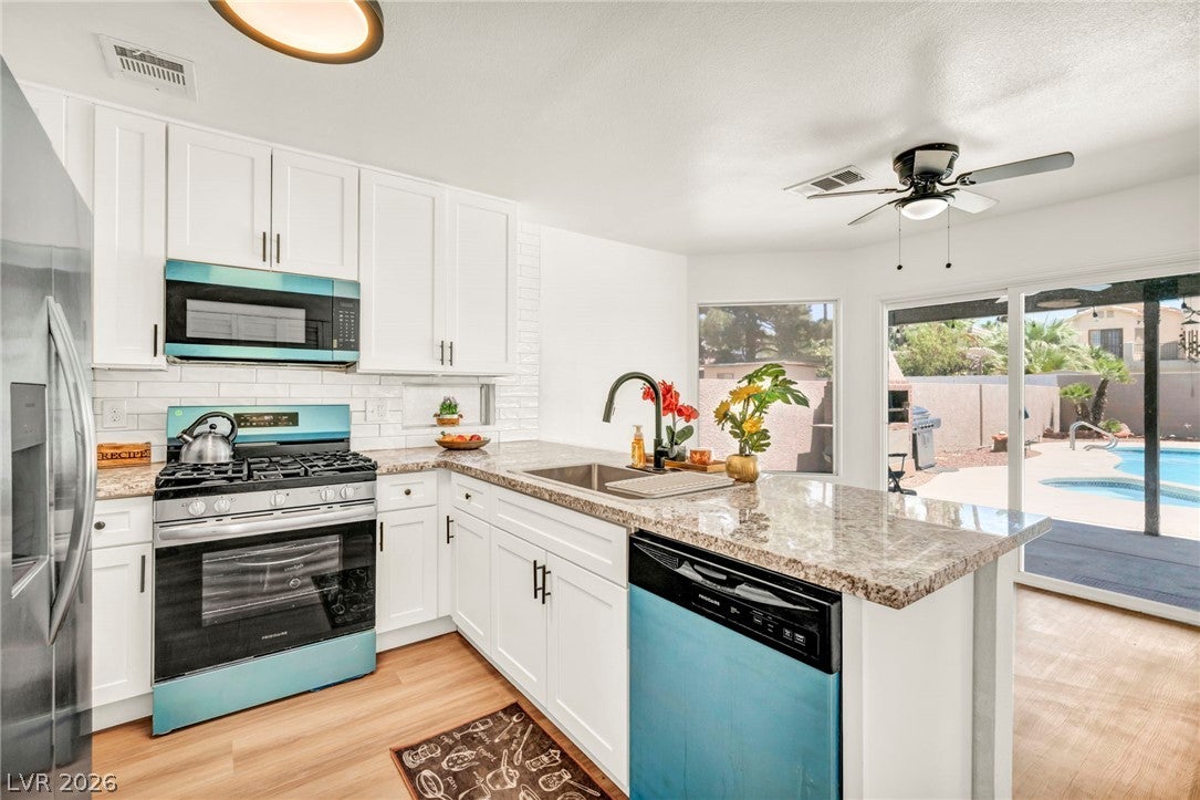 5322 Sandstone Drive