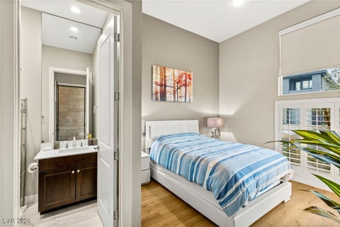 Tiny photo for 5201 Fading Sunset Drive, Las Vegas, NV 89135 (MLS # 2752174)