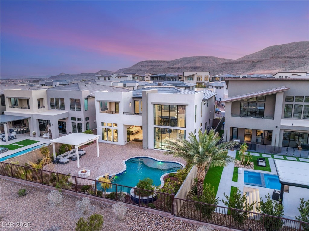 Properties 1 5201 Fading Sunset Drive