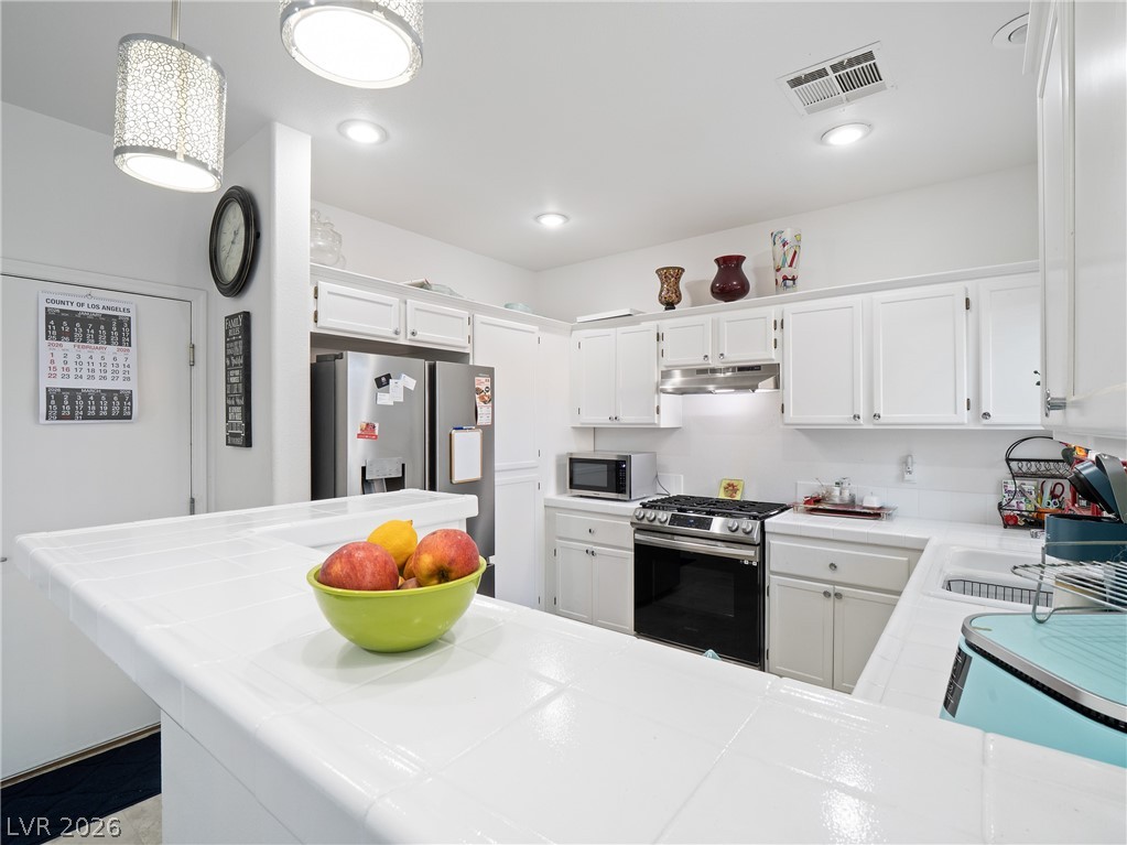 912 APPALOOSA HILLS AVENUE Avenue