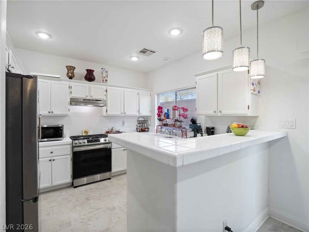 912 APPALOOSA HILLS AVENUE Avenue