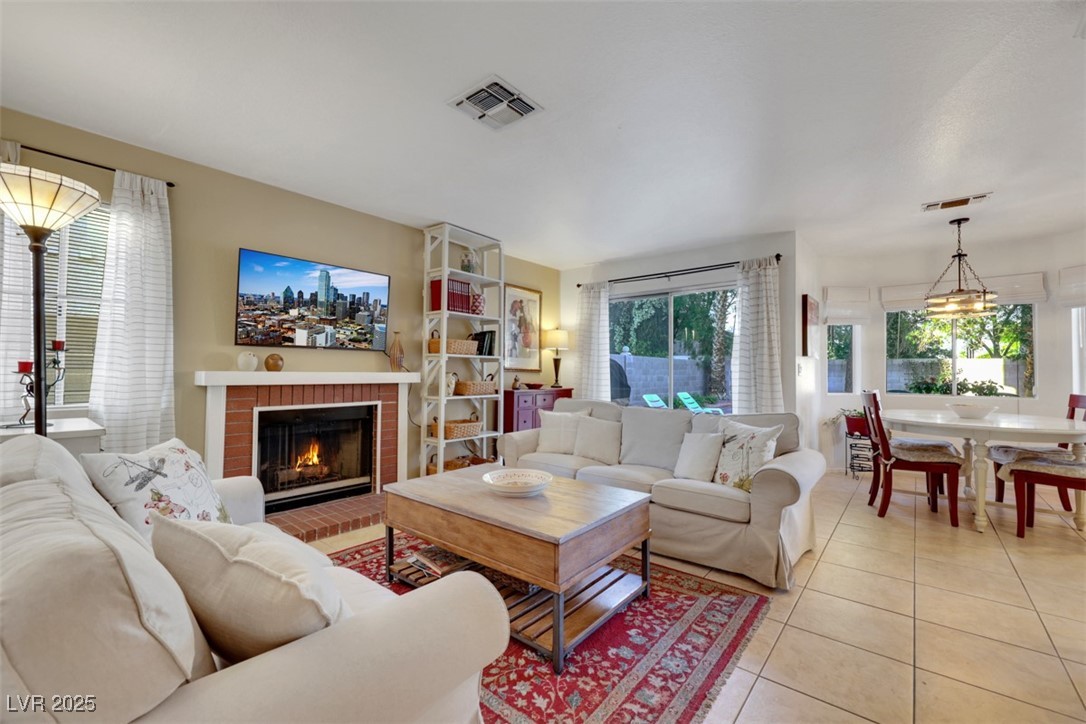 Las Vegas, Nevada 89123, United States, 3 Bedrooms Bedrooms, ,3 BathroomsBathrooms,Residential,Pending,131246