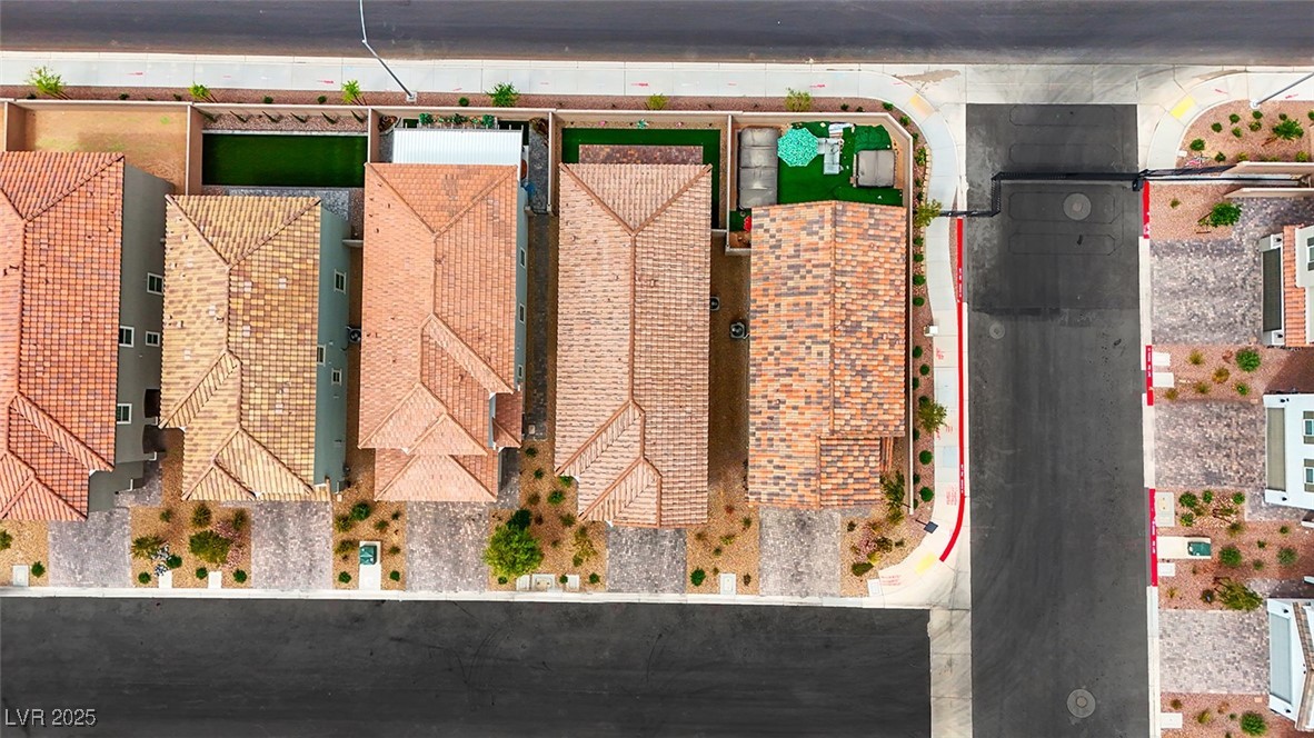 Las Vegas, Nevada 89139, United States, 5 Bedrooms Bedrooms, ,3 BathroomsBathrooms,Residential,Active,114632