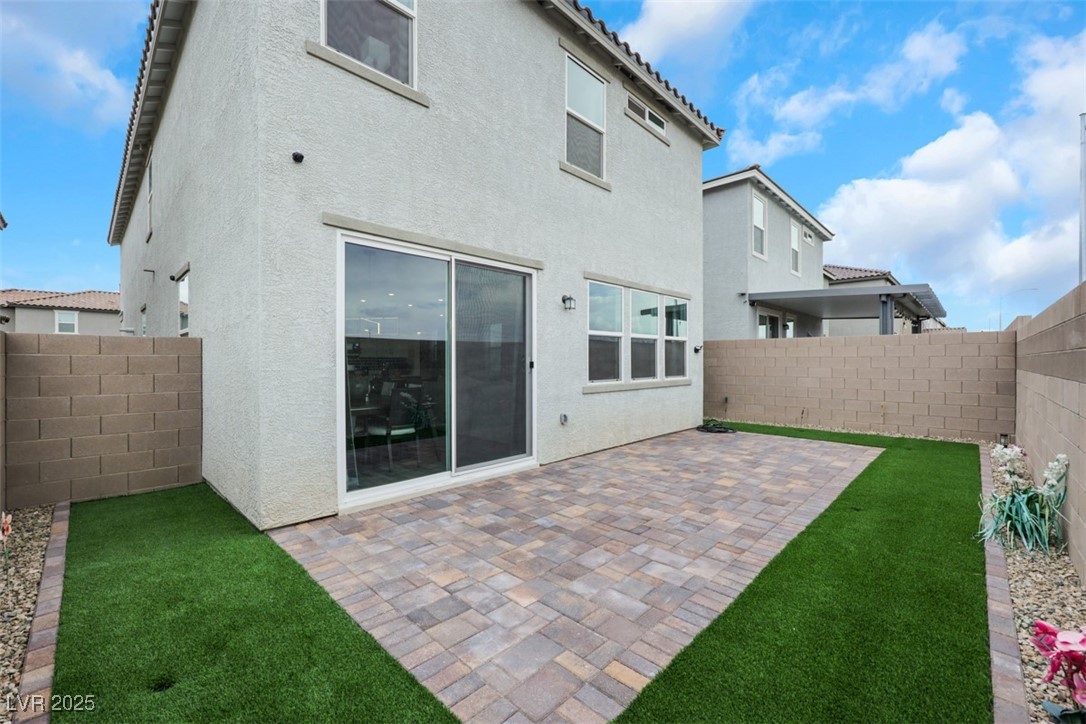 Las Vegas, Nevada 89139, United States, 5 Bedrooms Bedrooms, ,3 BathroomsBathrooms,Residential,Active,114632